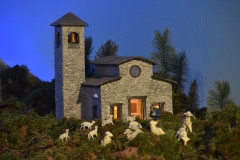 Presepe-2024-Uno-di-noi-e-Dio-lEmanuele-42