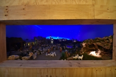 Presepe-2024-Uno-di-noi-e-Dio-lEmanuele-6